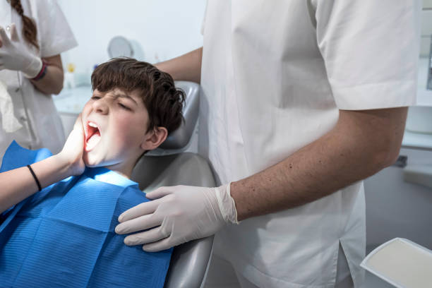 Best Emergency Dental Care for Broken or Chipped Teeth in Batesville, IN
